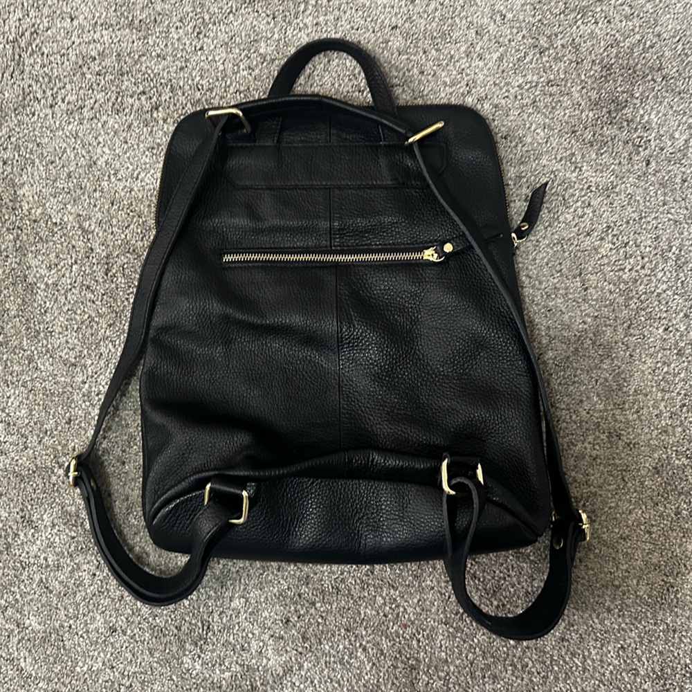 L. Credi | Fine Black Pebbled Leather Backpack Made in Italy - Picture 4 of 13